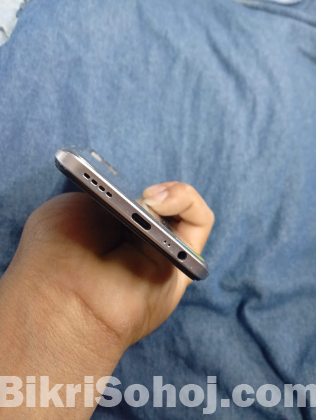 Realme 8